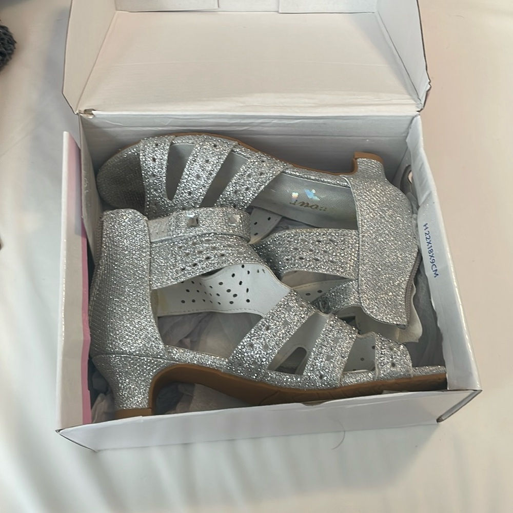 Girls dress shoes